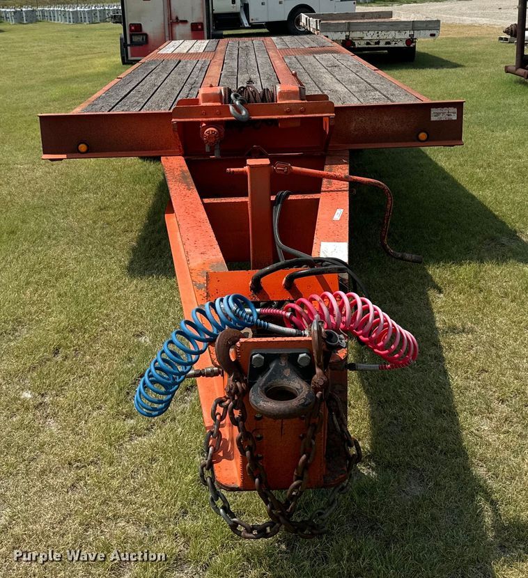 image for item DX3495 2002 Evaco Supreme  D012T262T tilt deck equipment trailer