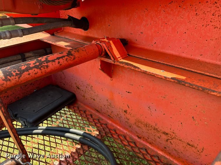 image for item DX3495 2002 Evaco Supreme  D012T262T tilt deck equipment trailer