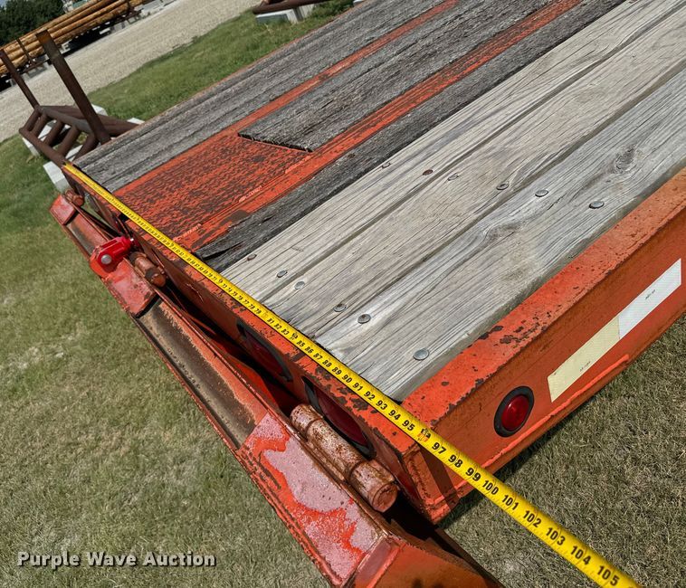 image for item DX3495 2002 Evaco Supreme  D012T262T tilt deck equipment trailer