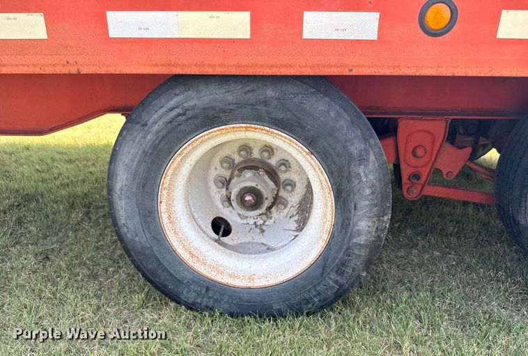 image for item DX3495 2002 Evaco Supreme  D012T262T tilt deck equipment trailer