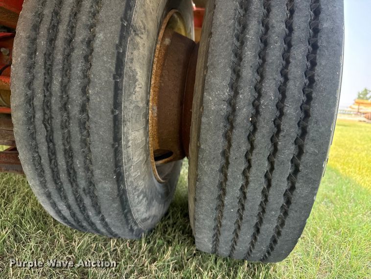 image for item DX3495 2002 Evaco Supreme  D012T262T tilt deck equipment trailer