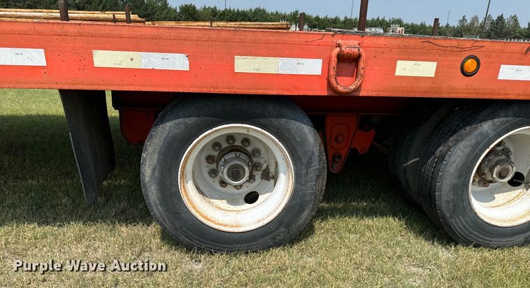 image for item DX3495 2002 Evaco Supreme  D012T262T tilt deck equipment trailer