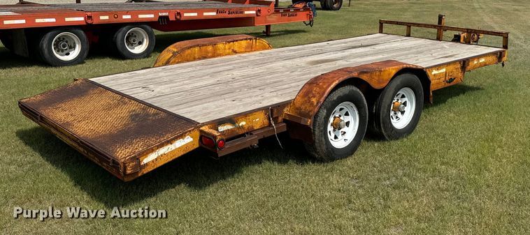 image for item DX3496 2000 H&H utility trailer