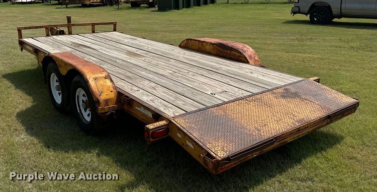 image for item DX3496 2000 H&H utility trailer