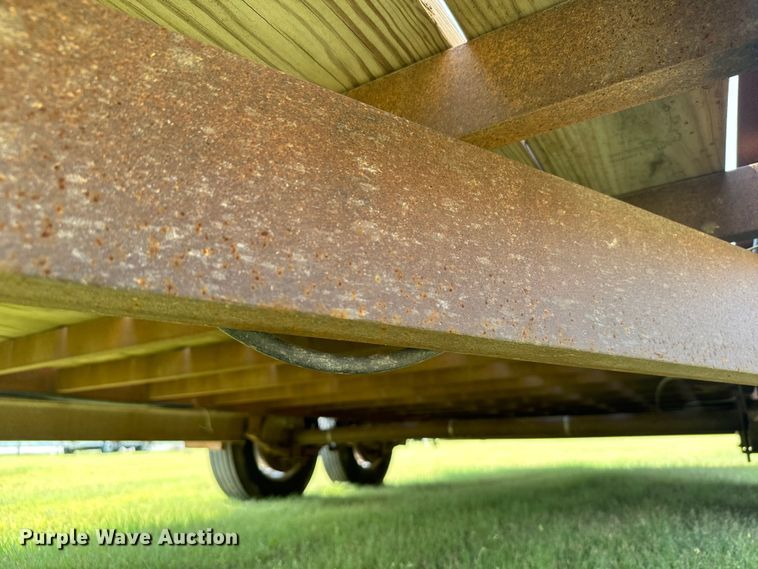 image for item DX3496 2000 H&H utility trailer