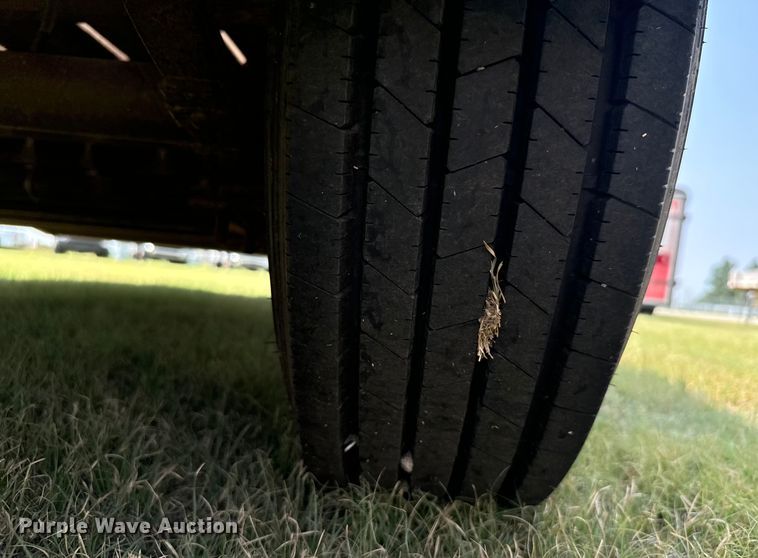 image for item DX3496 2000 H&H utility trailer