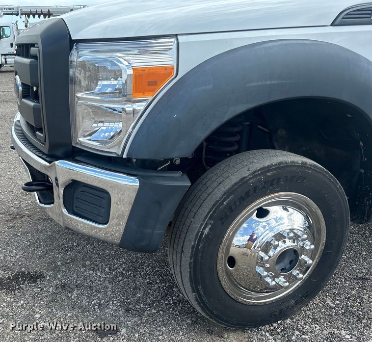 image for item EG0808 2012 Ford F550 Super Duty  Crew Cab flatbed truck