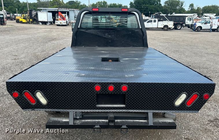 image for item EG0808 2012 Ford F550 Super Duty  Crew Cab flatbed truck