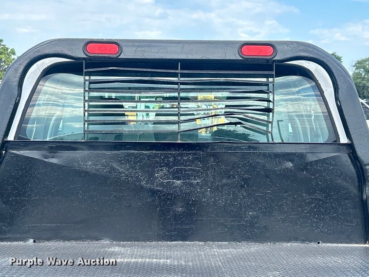 image for item EG0808 2012 Ford F550 Super Duty  Crew Cab flatbed truck