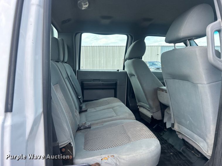 image for item EG0808 2012 Ford F550 Super Duty  Crew Cab flatbed truck