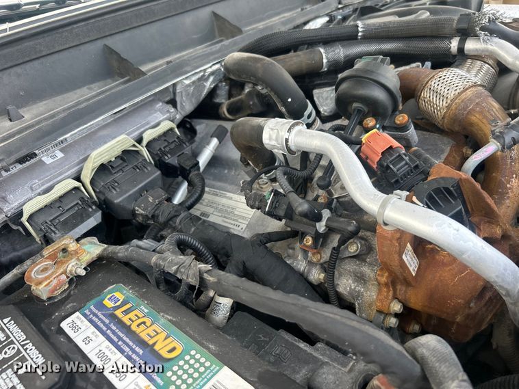 image for item EG0808 2012 Ford F550 Super Duty  Crew Cab flatbed truck