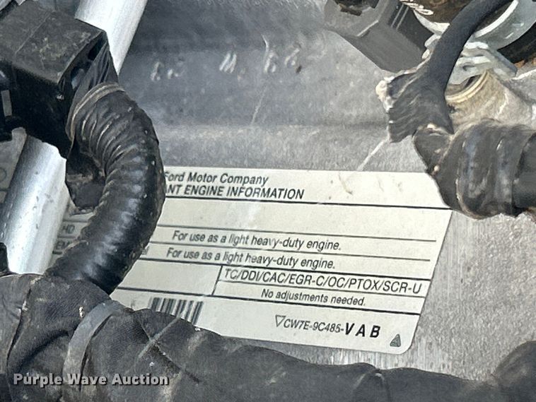 image for item EG0808 2012 Ford F550 Super Duty  Crew Cab flatbed truck