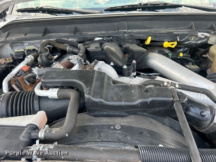 image for item EG0808 2012 Ford F550 Super Duty  Crew Cab flatbed truck