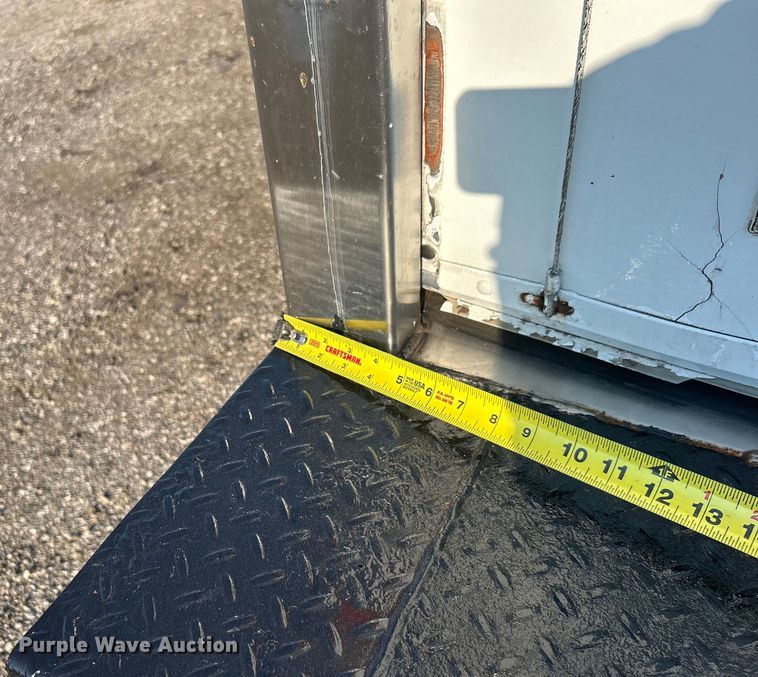 image for item EG0814 2010 International CF600 box truck