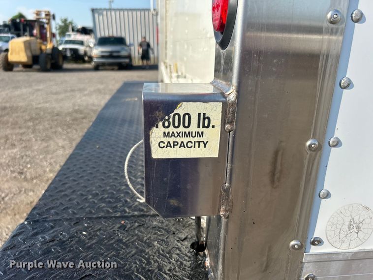 image for item EG0814 2010 International CF600 box truck