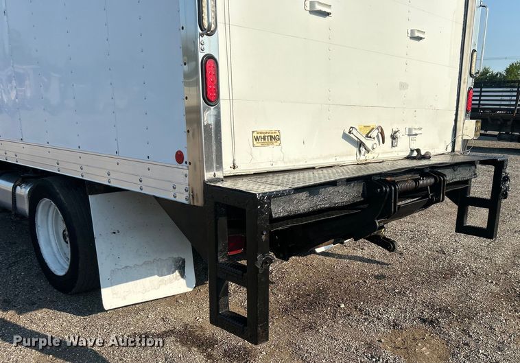 image for item EG0814 2010 International CF600 box truck