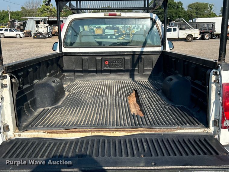 image for item EG0815 2005 Ford F250 Super Duty  pickup truck