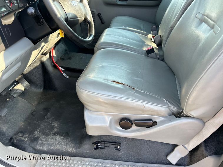 image for item EG0815 2005 Ford F250 Super Duty  pickup truck