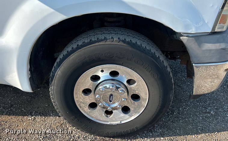 image for item EG0815 2005 Ford F250 Super Duty  pickup truck