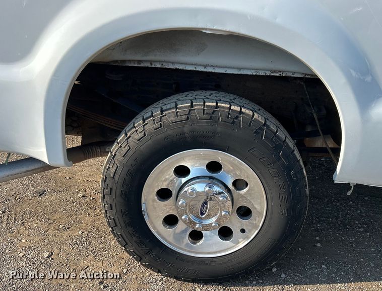 image for item EG0815 2005 Ford F250 Super Duty  pickup truck