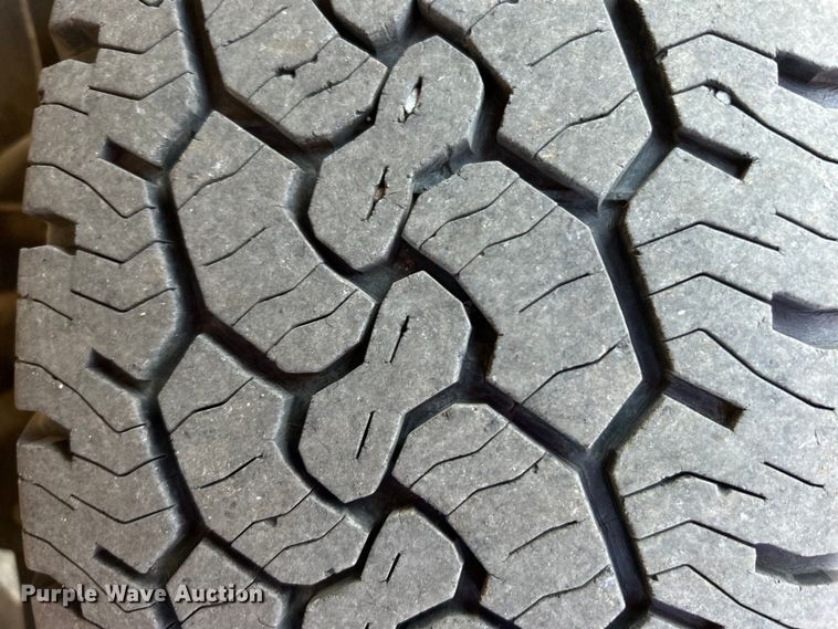 image for item EG0815 2005 Ford F250 Super Duty  pickup truck