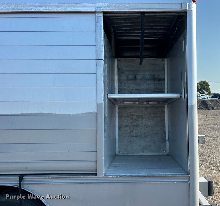 image for item EG0816 2014 International  TerraStar delivery truck