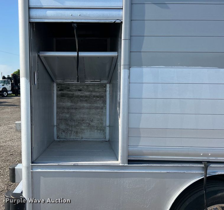 image for item EG0816 2014 International  TerraStar delivery truck