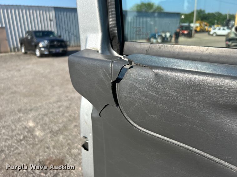 image for item EG0816 2014 International  TerraStar delivery truck