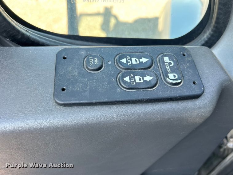 image for item EG0816 2014 International  TerraStar delivery truck