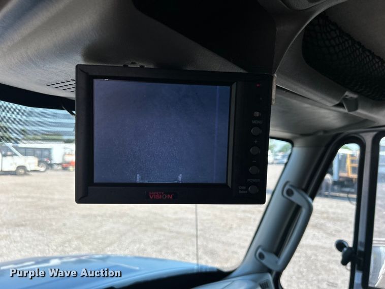 image for item EG0816 2014 International  TerraStar delivery truck