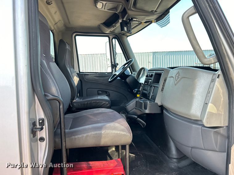 image for item EG0816 2014 International  TerraStar delivery truck