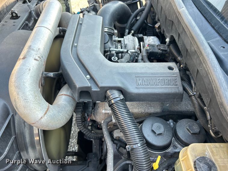 image for item EG0816 2014 International  TerraStar delivery truck