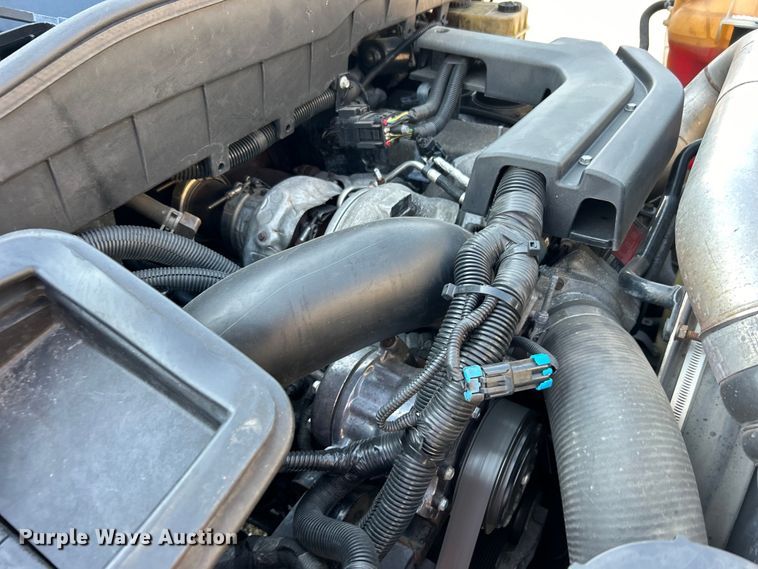 image for item EG0816 2014 International  TerraStar delivery truck