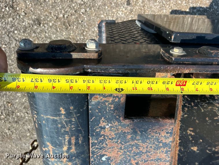 image for item EG0820 2019 Ford F550 Super Duty Crew Cab winch truck