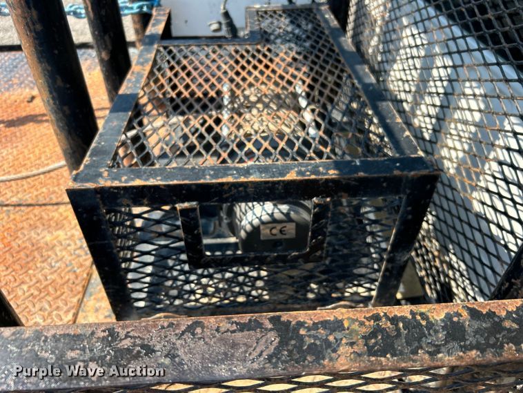 image for item EG0820 2019 Ford F550 Super Duty Crew Cab winch truck