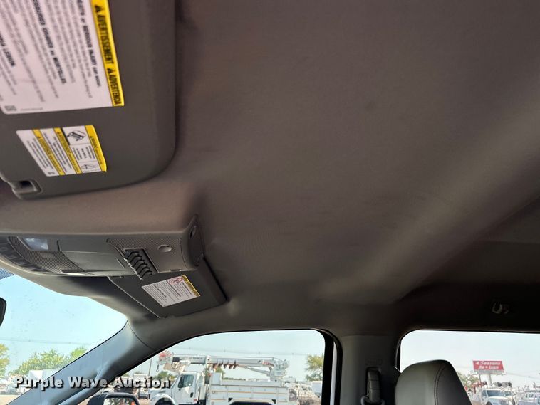 image for item EG0820 2019 Ford F550 Super Duty Crew Cab winch truck