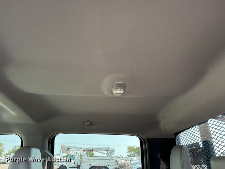 image for item EG0820 2019 Ford F550 Super Duty Crew Cab winch truck