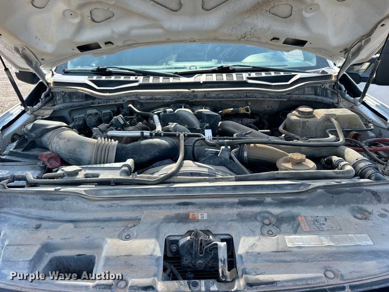 image for item EG0820 2019 Ford F550 Super Duty Crew Cab winch truck