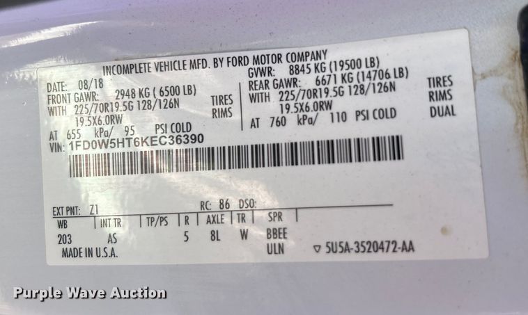 image for item EG0820 2019 Ford F550 Super Duty Crew Cab winch truck