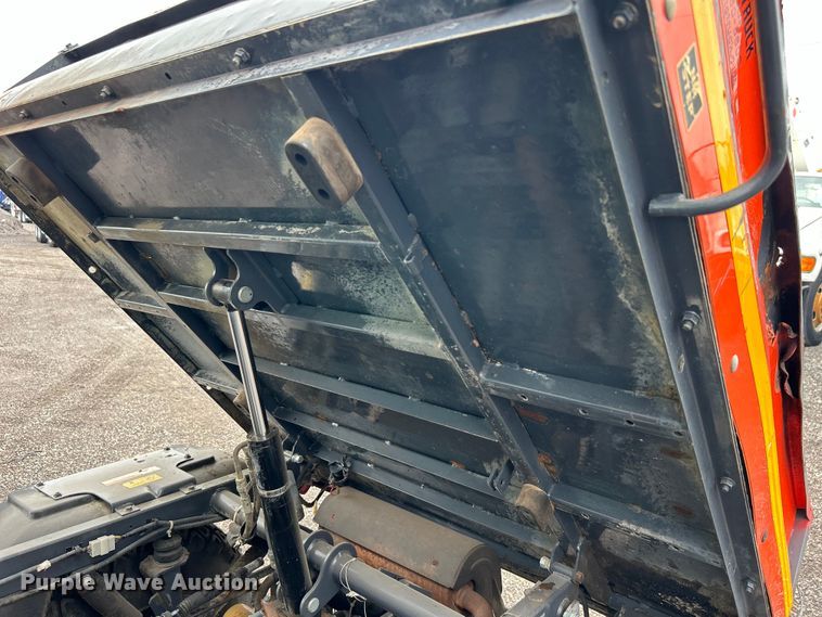 image for item EG0837 2013 Kubota RTV1100 utility vehicle