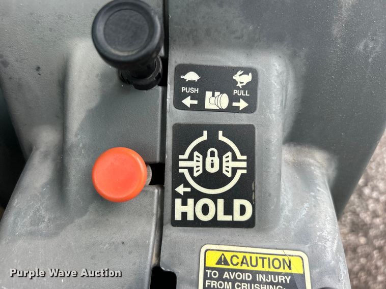 image for item EG0837 2013 Kubota RTV1100 utility vehicle