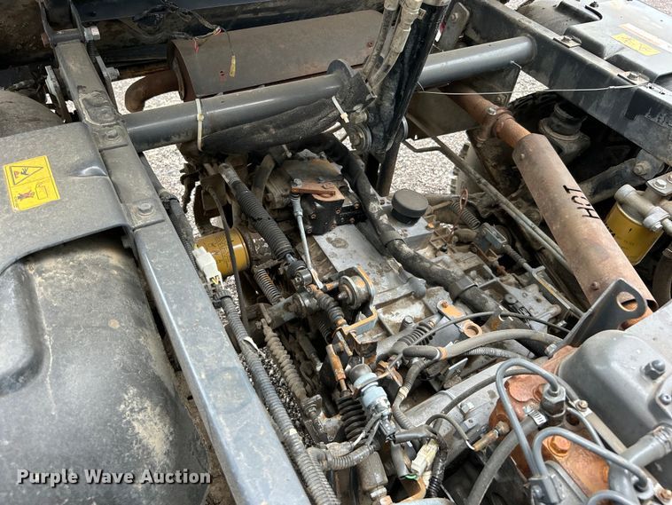 image for item EG0837 2013 Kubota RTV1100 utility vehicle