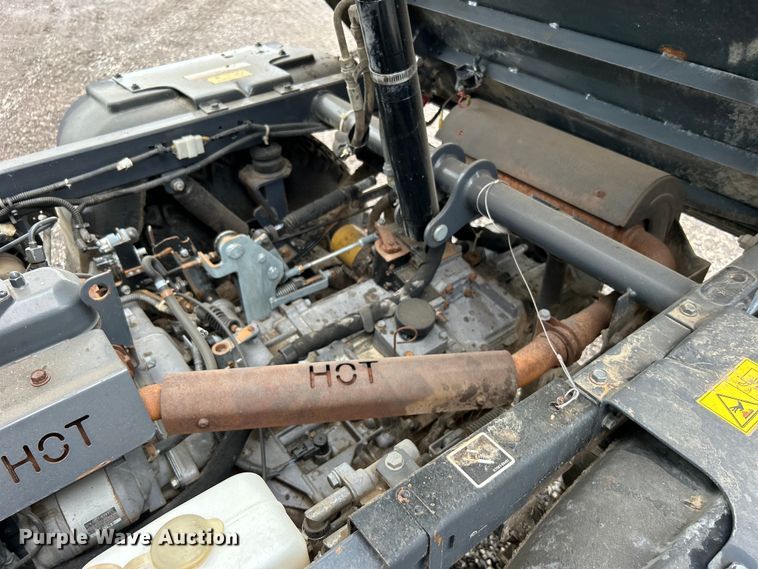 image for item EG0837 2013 Kubota RTV1100 utility vehicle