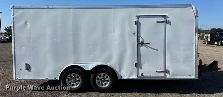 image for item EG0845 2015 United Trailers  UXT-8.518TA70 enclosed cargo trailer