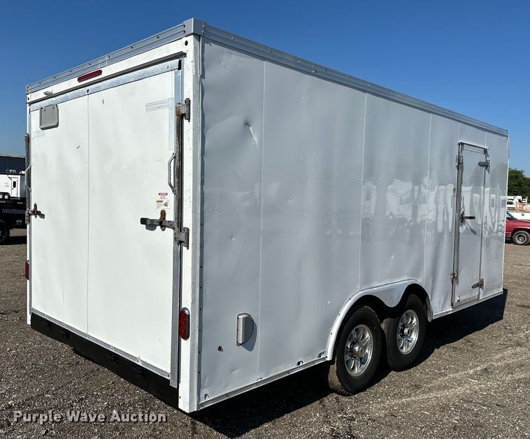 image for item EG0845 2015 United Trailers  UXT-8.518TA70 enclosed cargo trailer