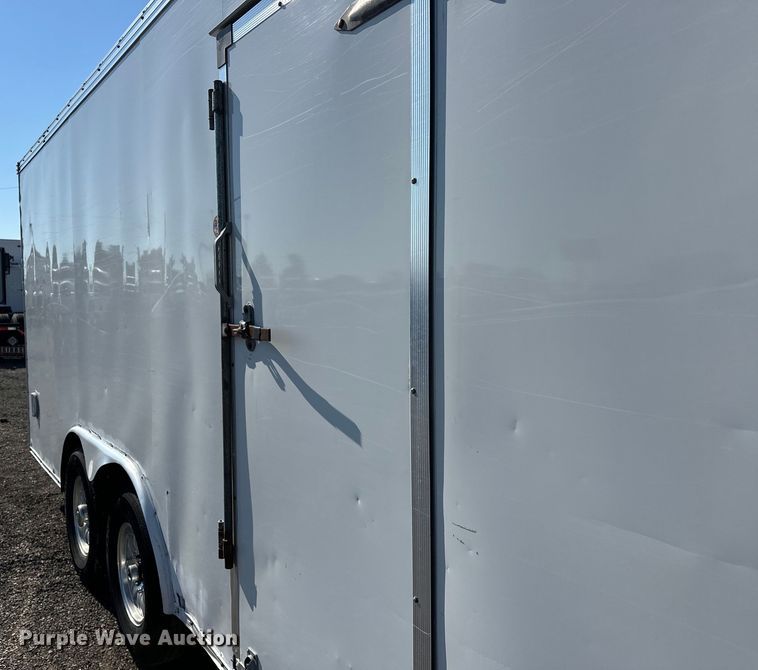 image for item EG0845 2015 United Trailers  UXT-8.518TA70 enclosed cargo trailer