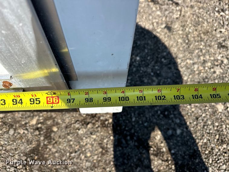 image for item EG0845 2015 United Trailers  UXT-8.518TA70 enclosed cargo trailer