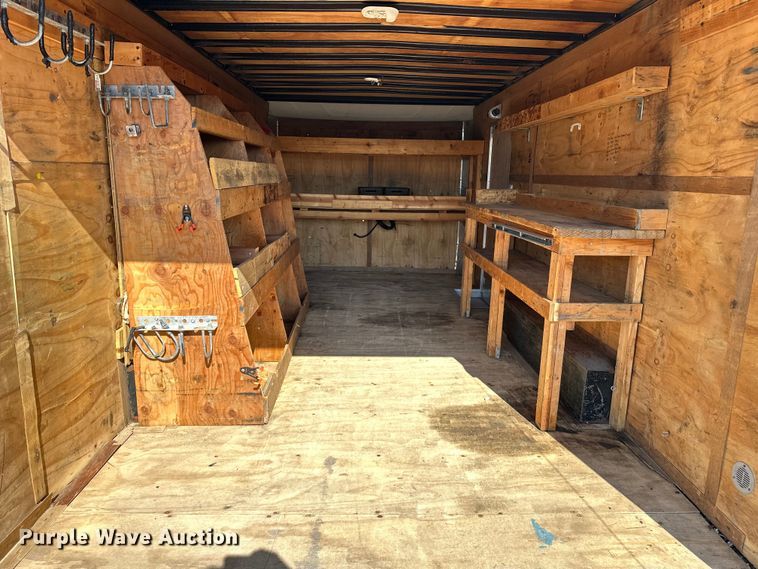 image for item EG0845 2015 United Trailers  UXT-8.518TA70 enclosed cargo trailer