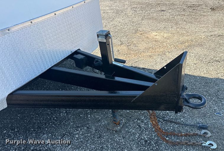 image for item EG0848 2016 United Trailers  UXT-8.518TA70 enclosed cargo trailer