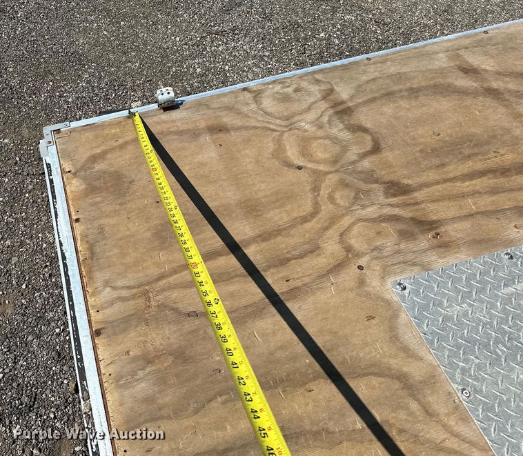 image for item EG0848 2016 United Trailers  UXT-8.518TA70 enclosed cargo trailer